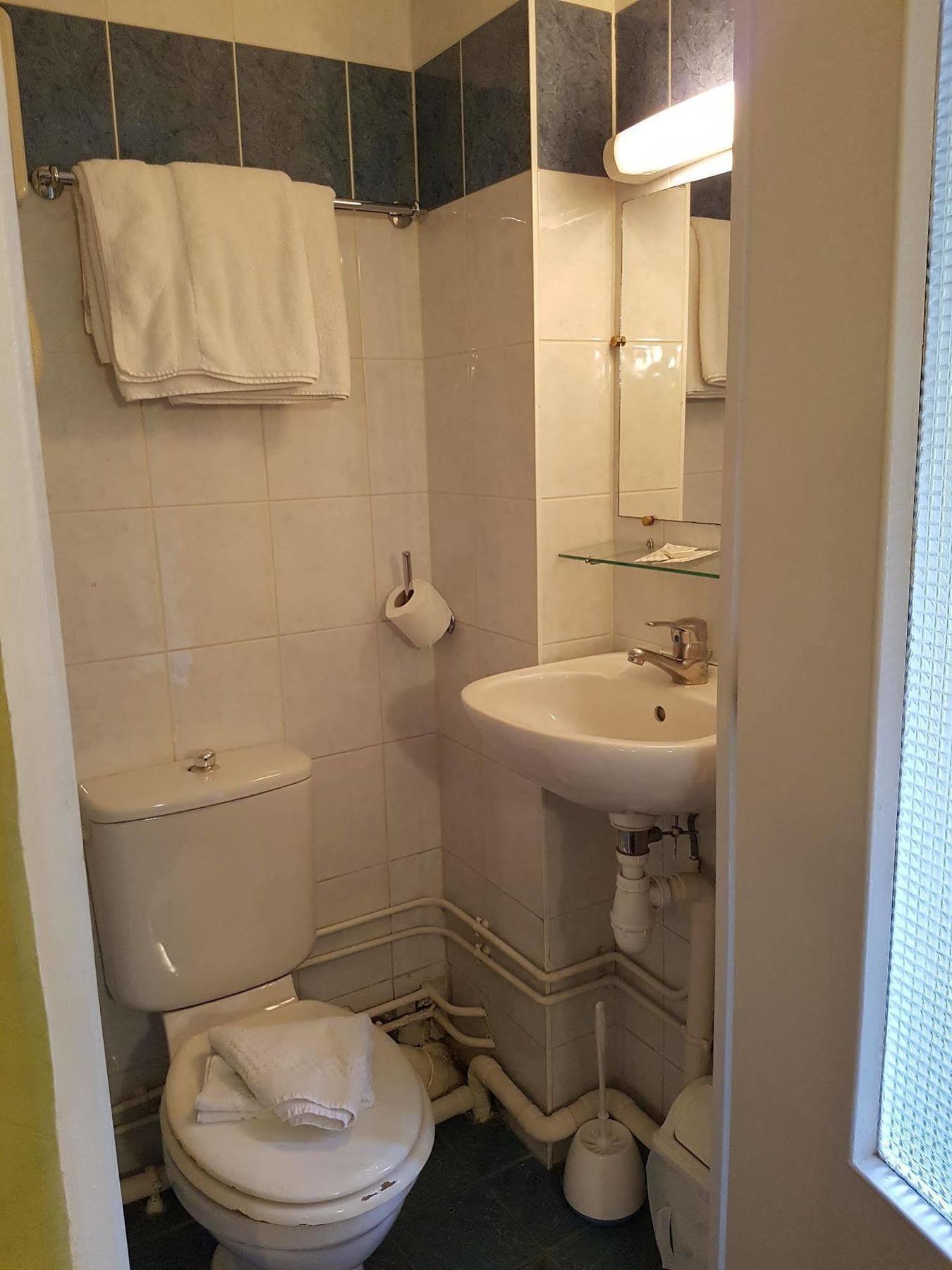 Ibis Styles Gare De L'est Magenta 3* Parijs